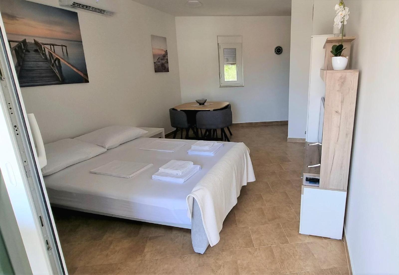 Apartmani Sunce I More Premantura Extérieur photo