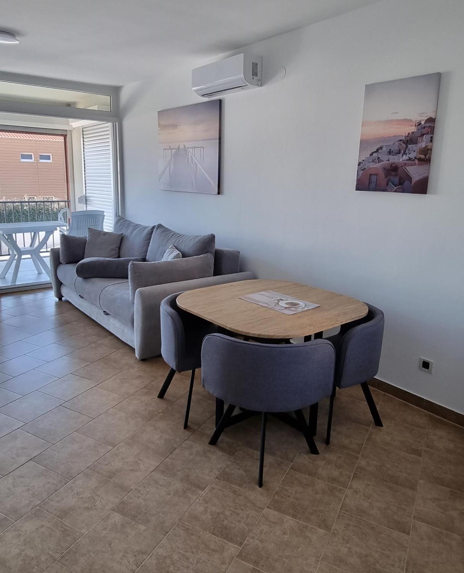 Apartmani Sunce I More Premantura Extérieur photo